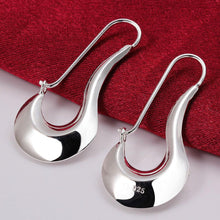 Load image into Gallery viewer, Cresent Moon Earring in White Gold Plated